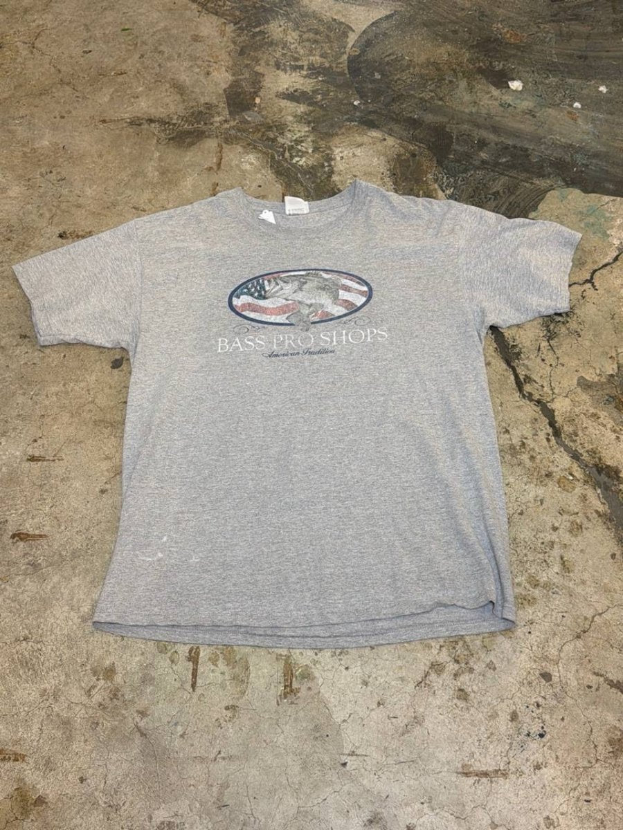 Bass Pro Shops graphic t-shirt fish design grey XL