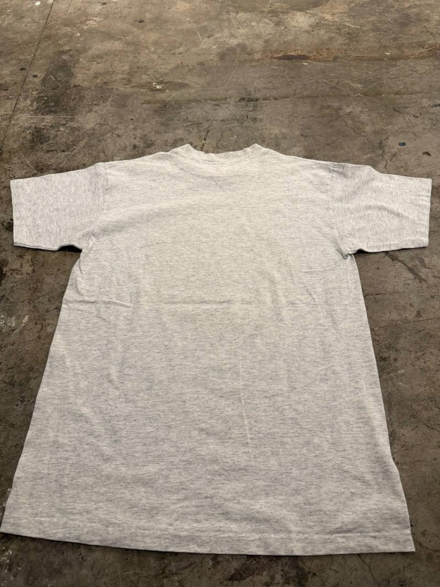 Delta Graphic T-Shirt Shooting Up The Town Grey Size L