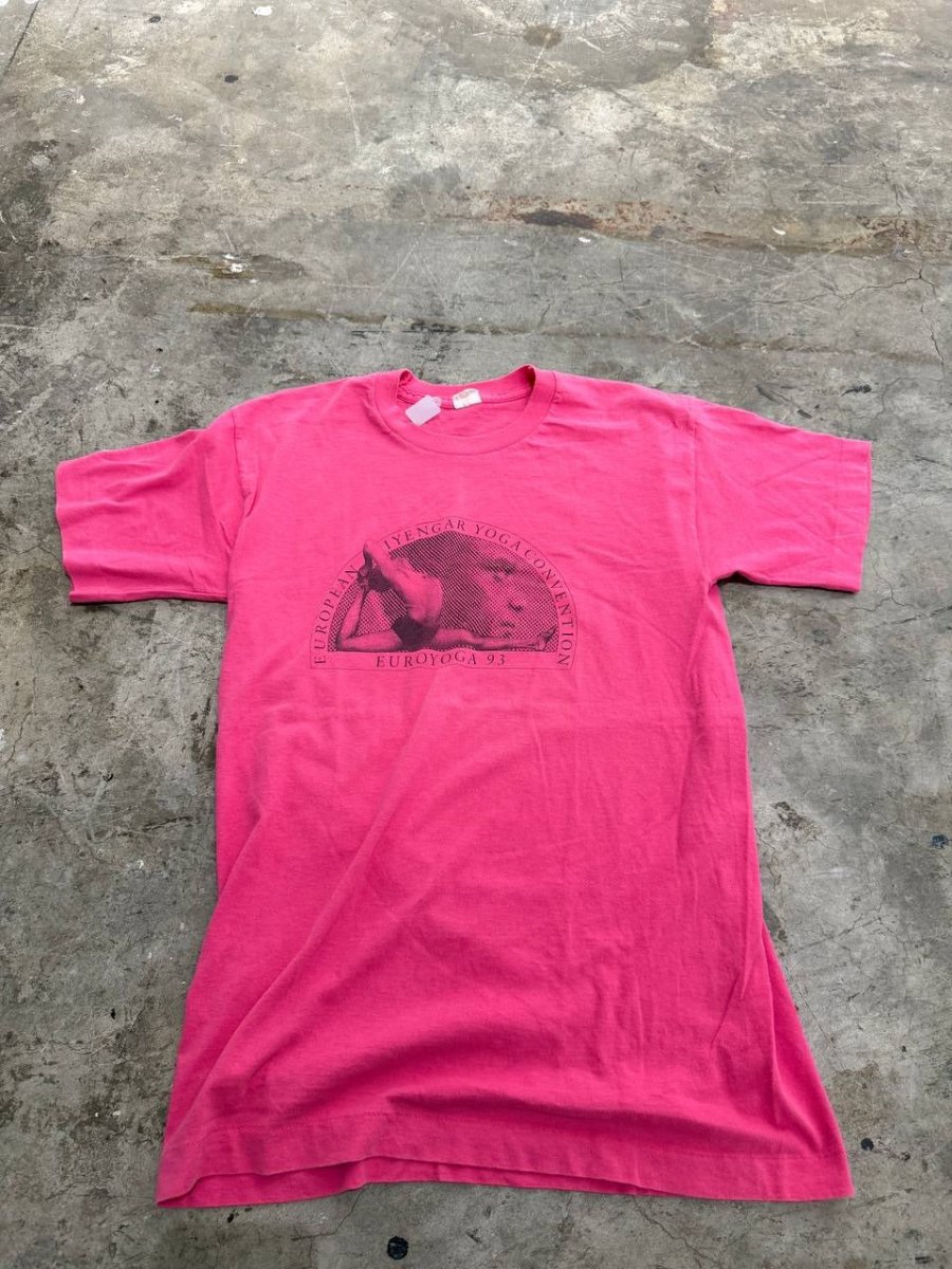 European Iyengar Yoga Convention 1993 Single Stitch T-Shirt Pink