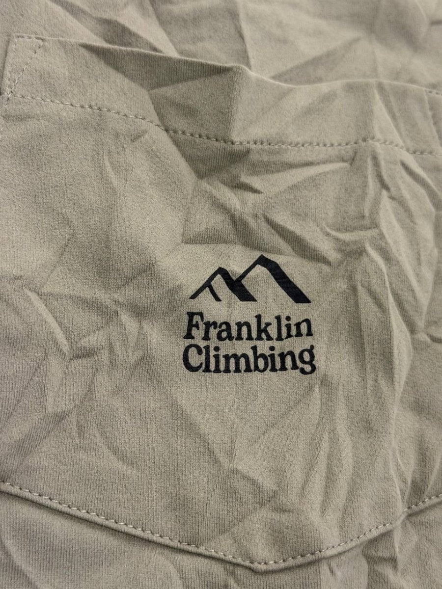 Franklin Climbing Graphic T-Shirt logo olive size 10