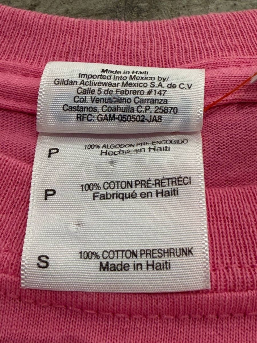 Gildan graphic t-shirt 4-401st AFSB design pink size S