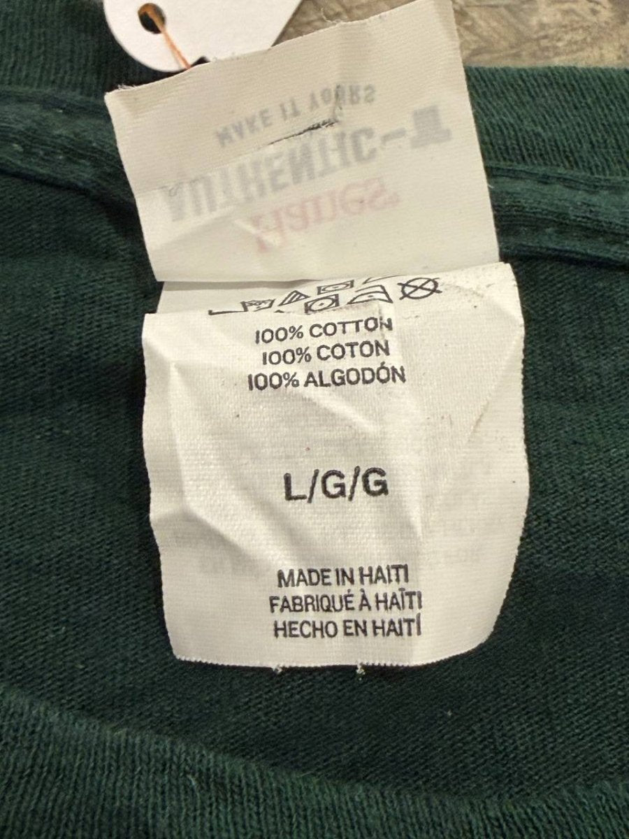 Hanes Graphic T-Shirt Christmas Tea Sandwich Squad Green Size L