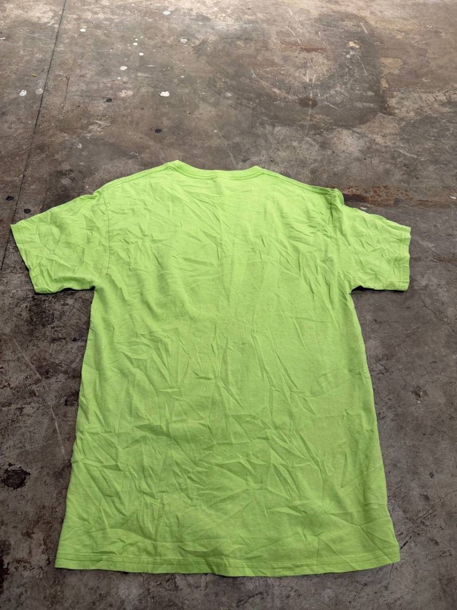Hanes graphic T-shirt Honolulu Hawaii green size M