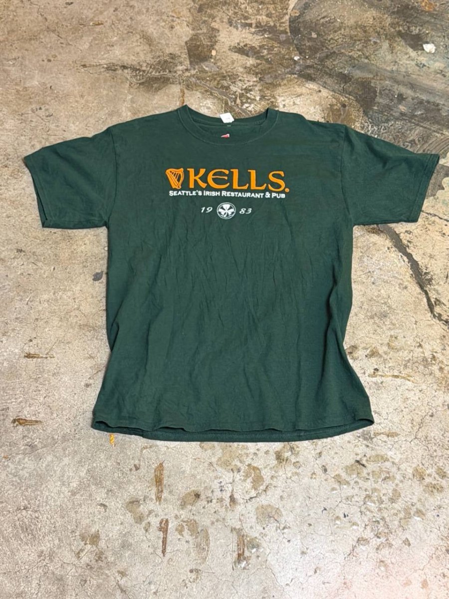 KELLS graphic t-shirt Seattle's Irish Restaurant Pub green M