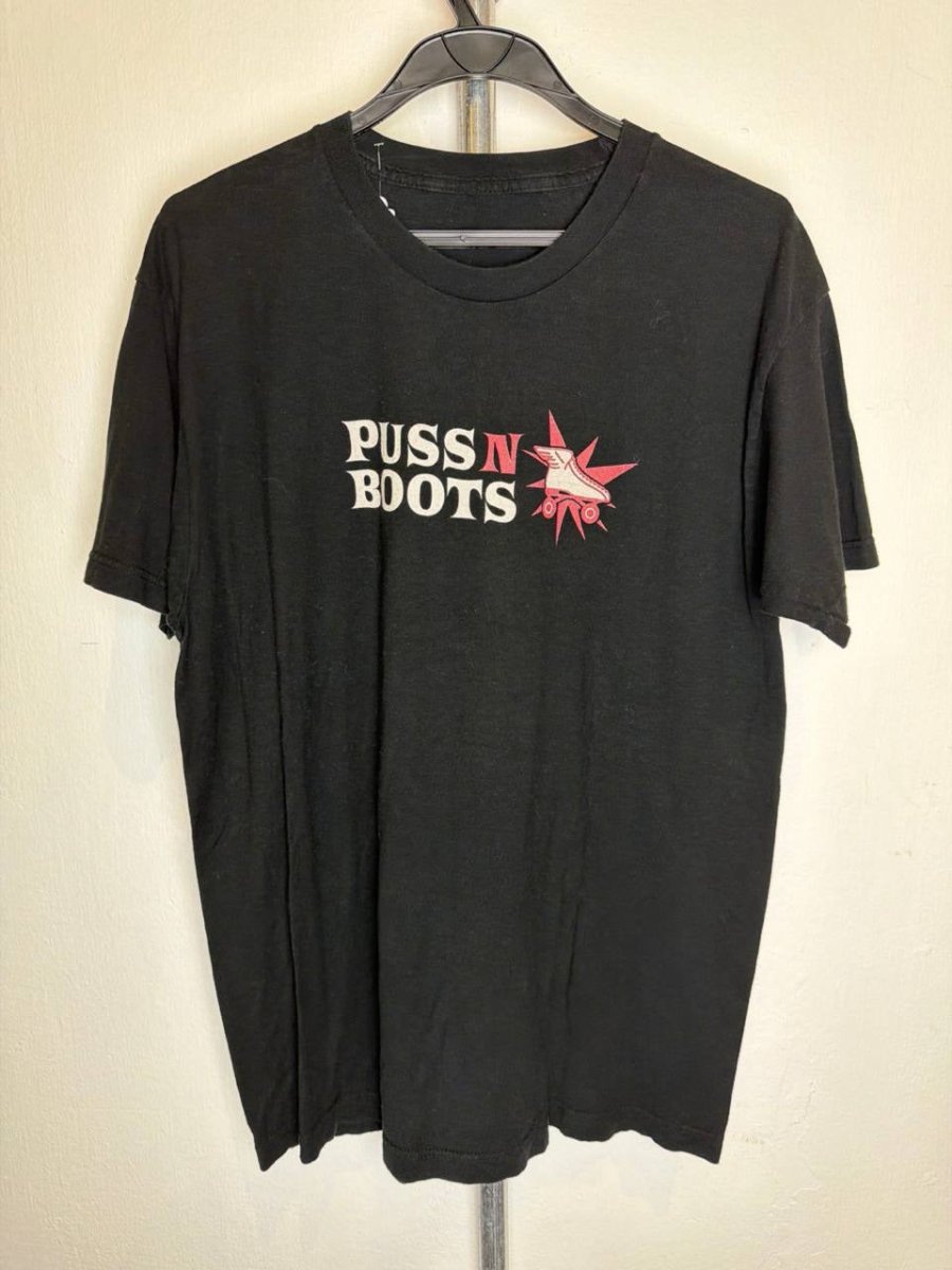 Puss N Boots graphic t-shirt with roller skate design black L