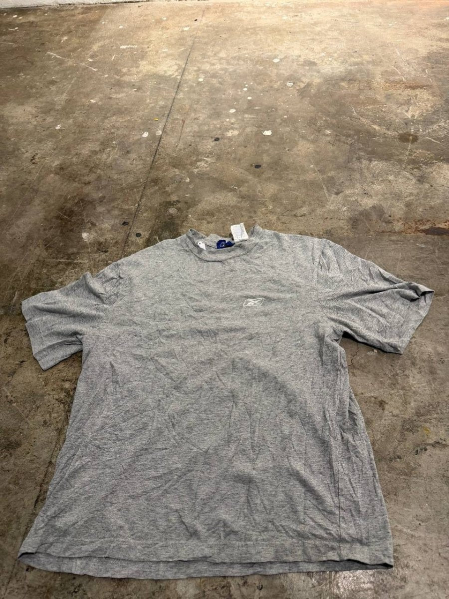 Reebok graphic T-shirt logo grey size L