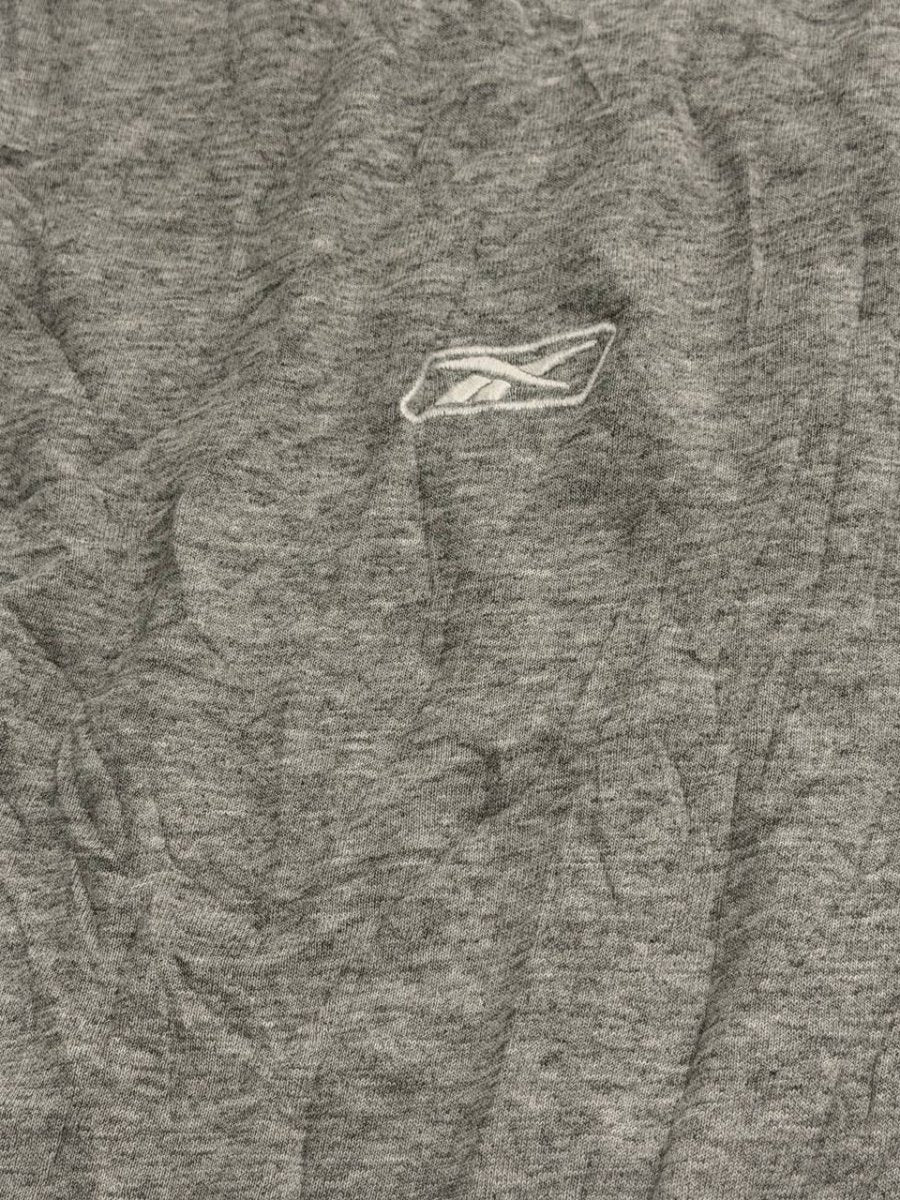 Reebok graphic T-shirt logo grey size L