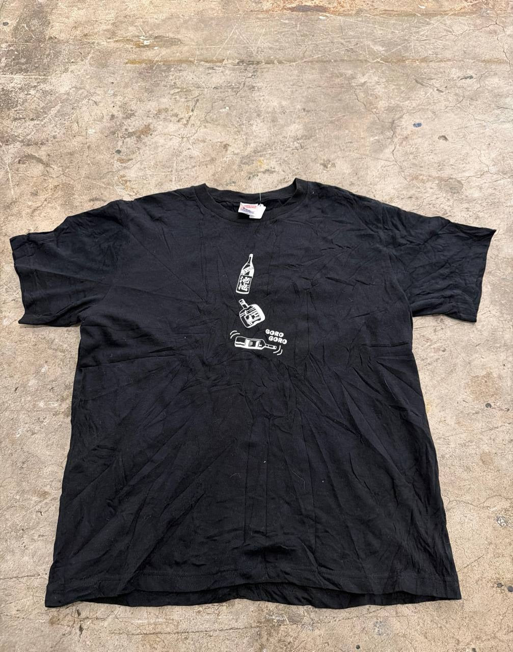 United Athle graphic t-shirt drinking theme black size M