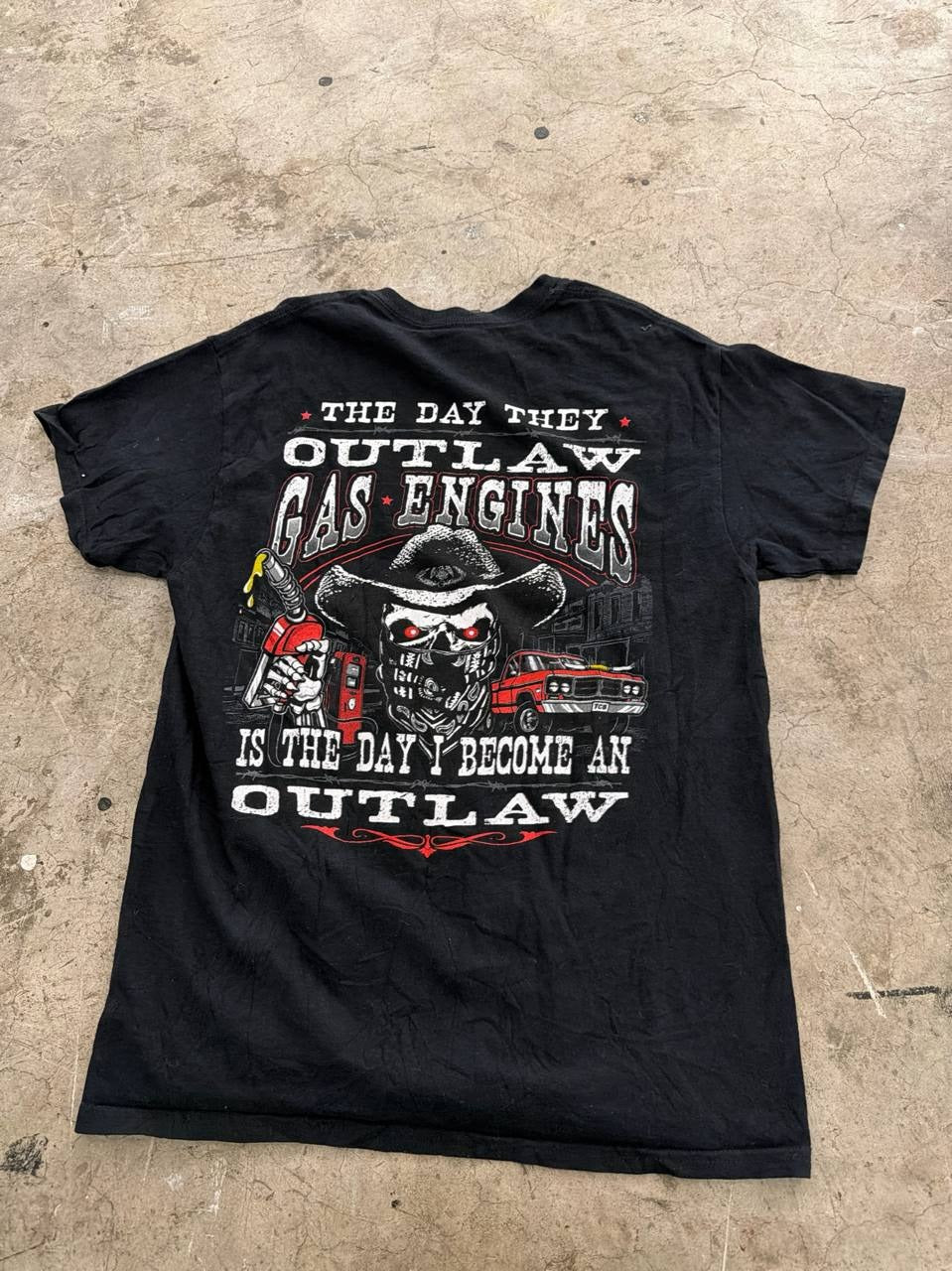 Gildan graphic T-shirt Outlaw Gas Engines black size M