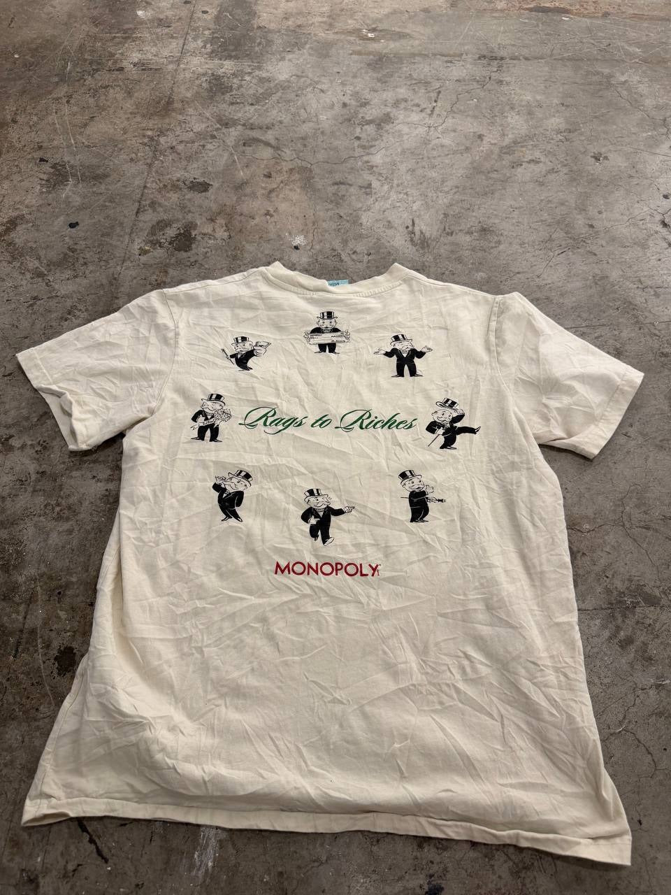 Monopoly x Shoe Palace graphic t-shirt Rags to Riches beige medium