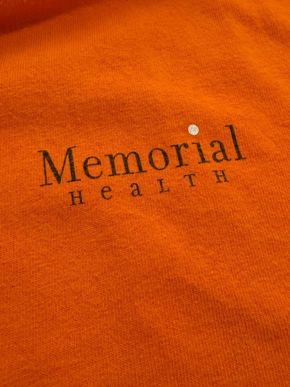 Gildan Graphic T-Shirt Memorial Health Orange XXL