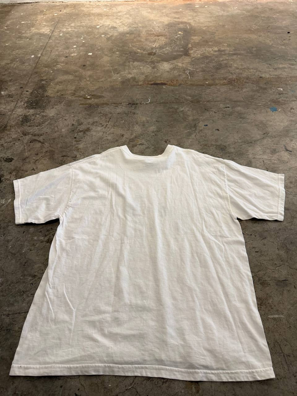 Gildan graphic t-shirt with Scalpers movie design in white, size XL