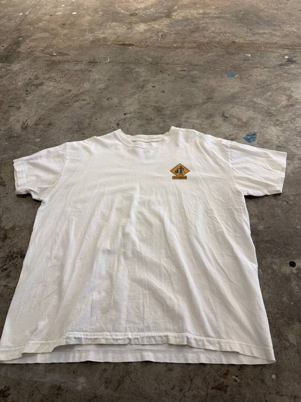 Columbia graphic t-shirt with fishing theme white XL