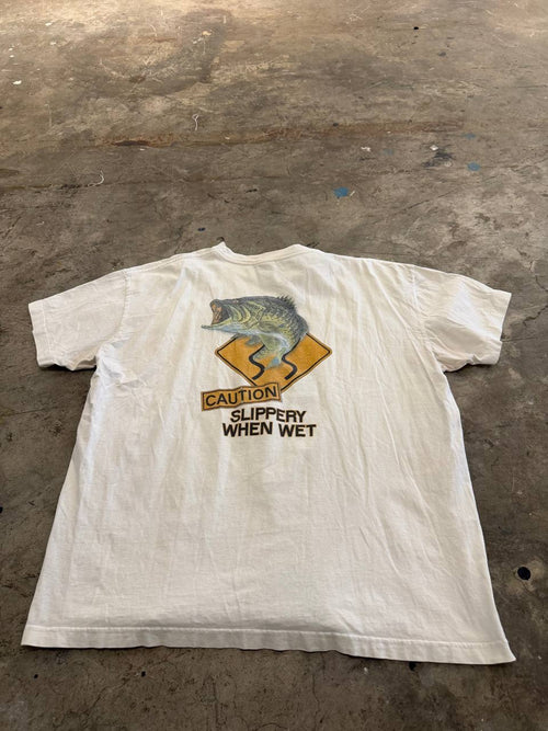 Columbia graphic t-shirt with fishing theme white XL