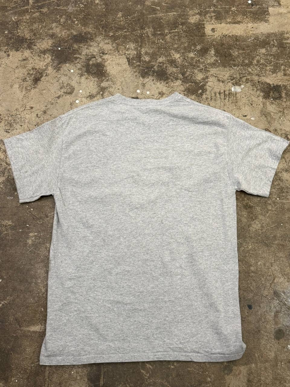 Gildan graphic T-shirt cleverly disguised print grey M