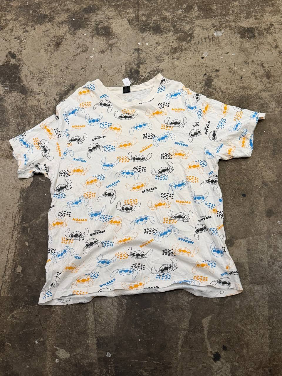 Disney graphic T-Shirt Stitch design white L