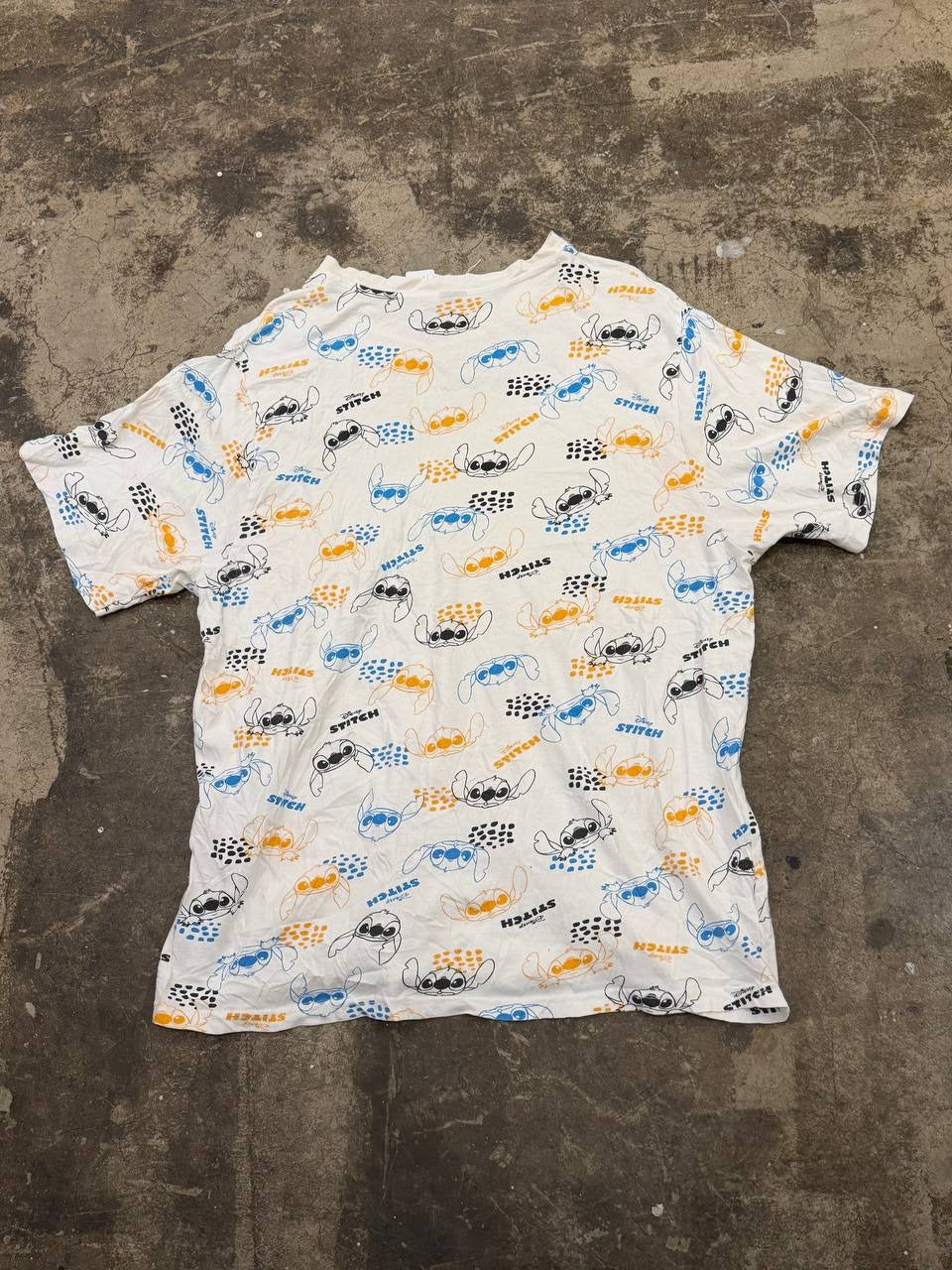 Disney graphic T-Shirt Stitch design white L