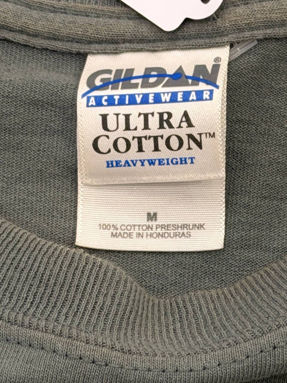 Gildan Graphic T-Shirt Britney's Having My Baby on Grey M