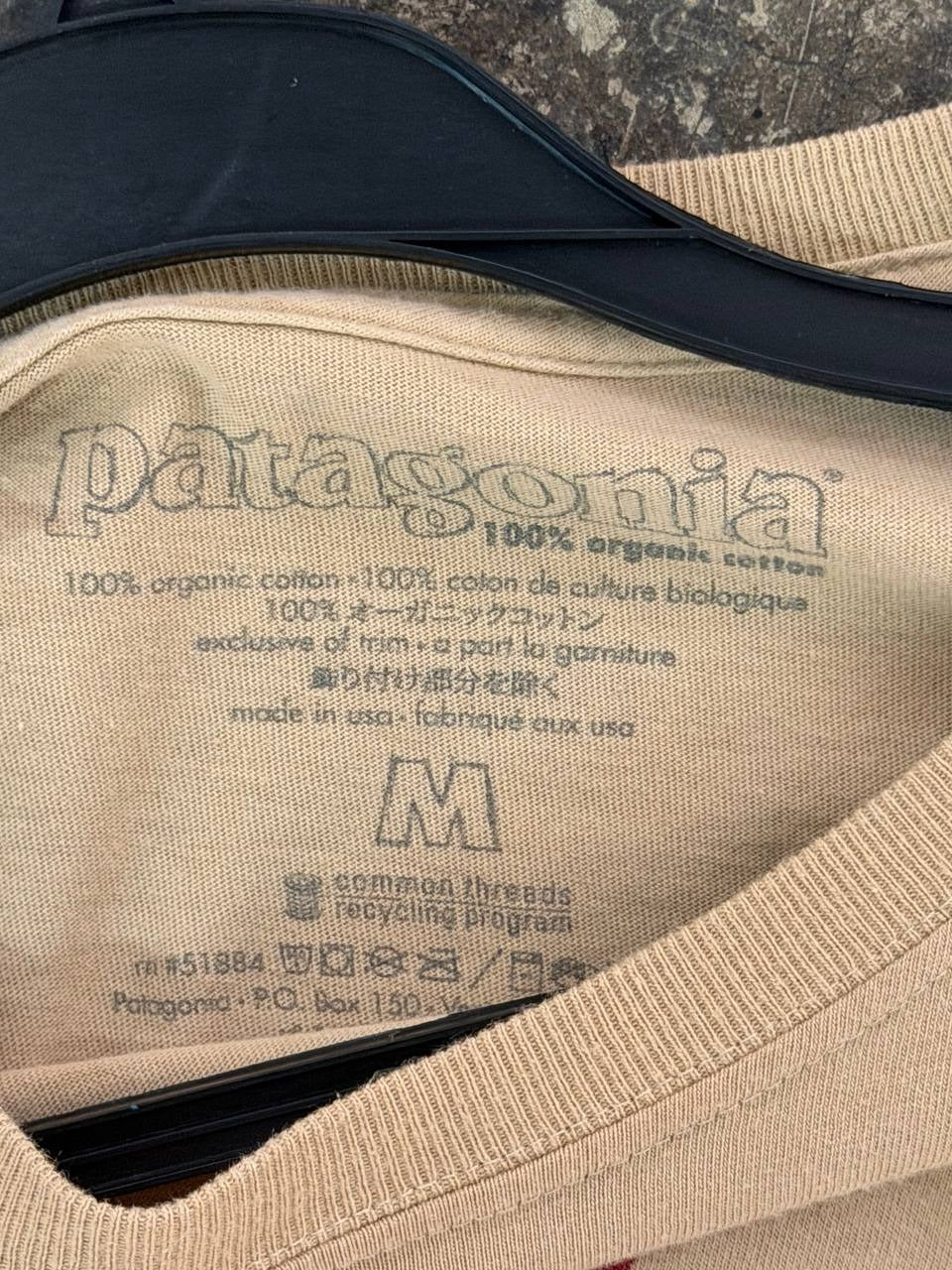 Patagonia Graphic Long Sleeve T-Shirt gas pump beige M