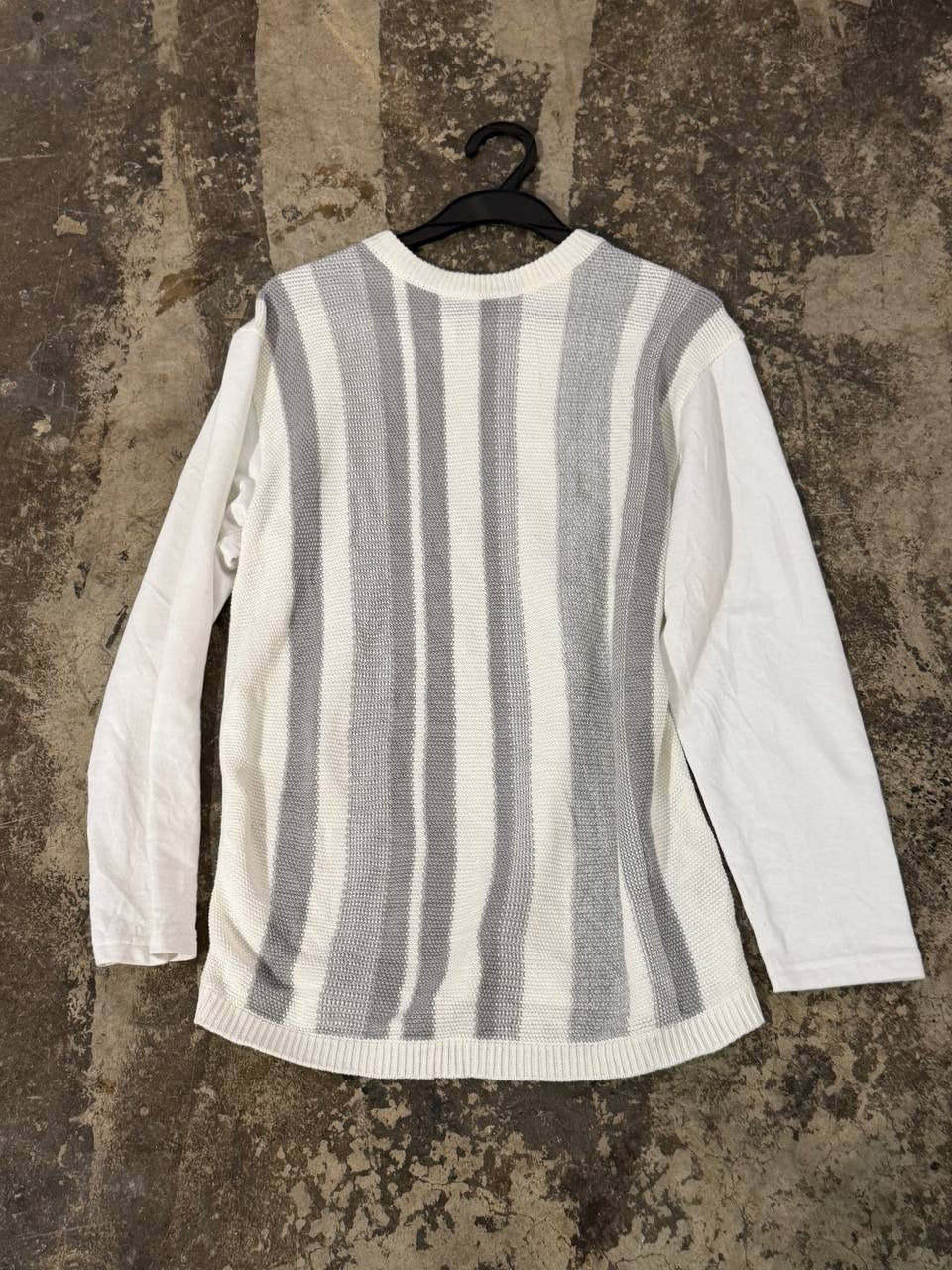 Rageblue knit sweater with striped design in white and grey, size M