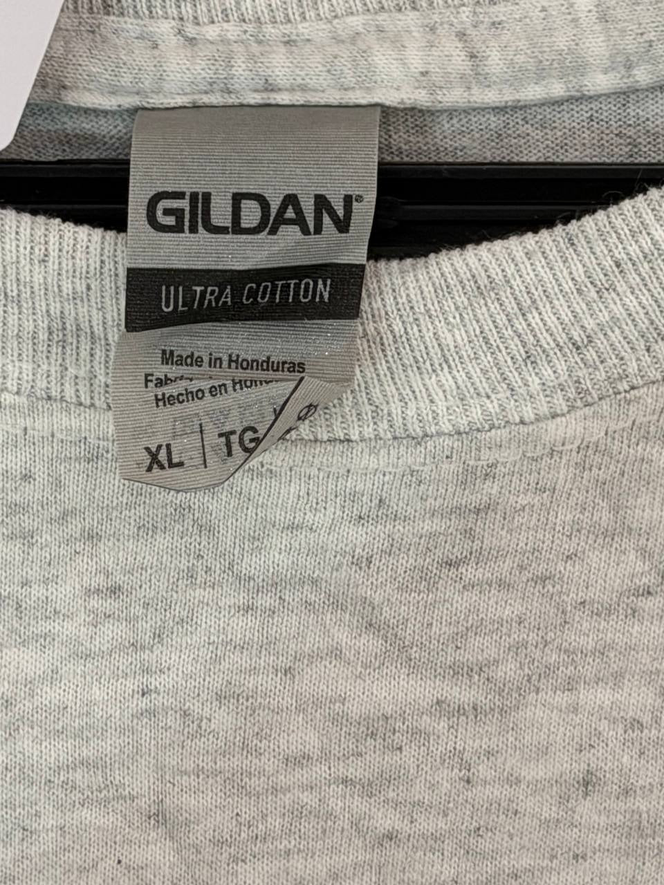 Gildan long sleeve t-shirt Captain Street graphic grey XL