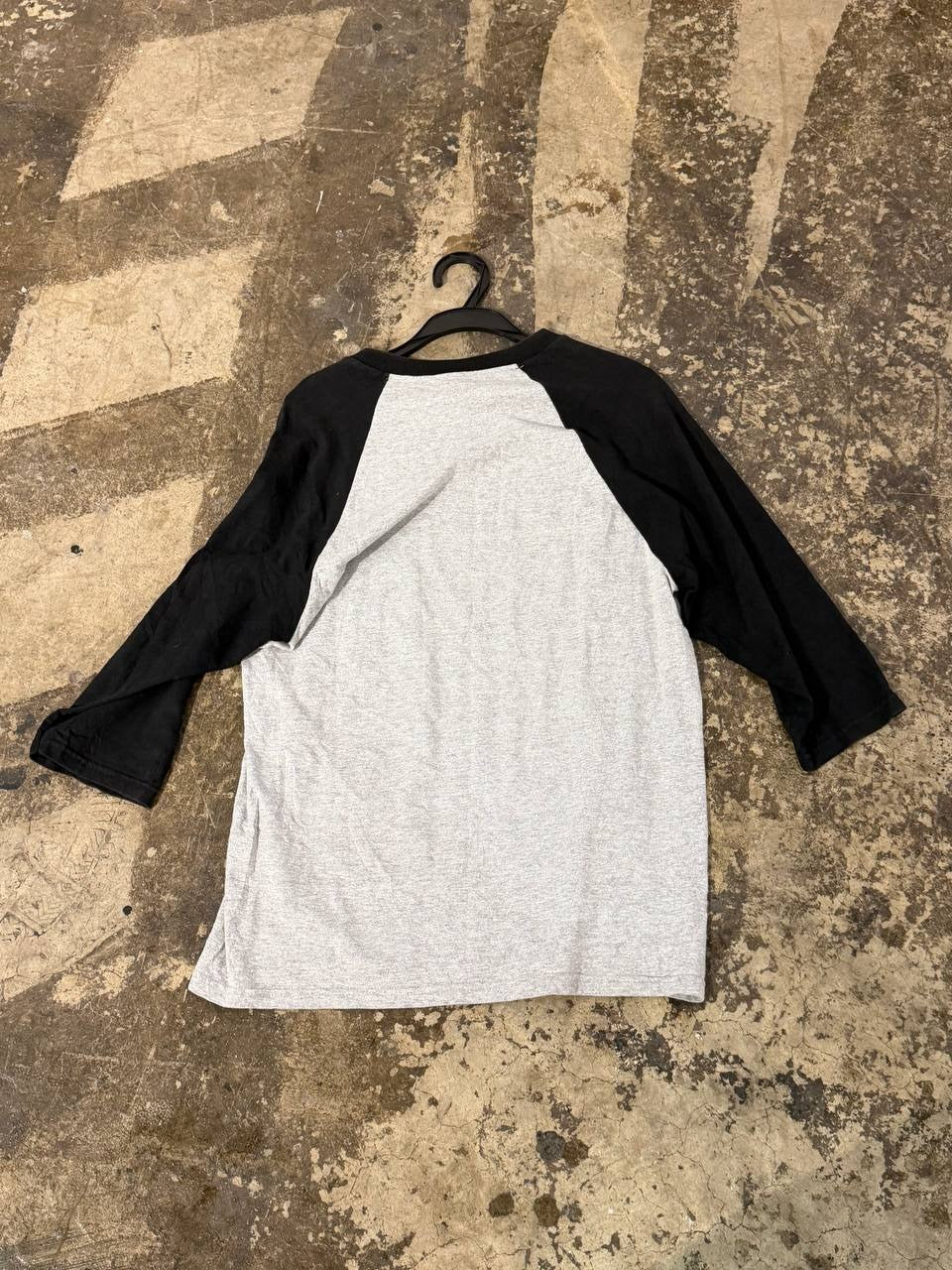 Anvil raglan sleeve t-shirt grey black M