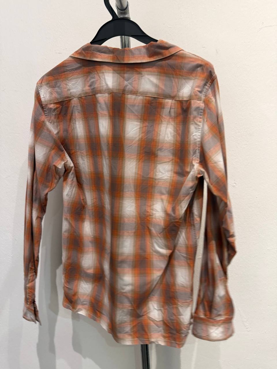 Wrangler button up shirt plaid orange small