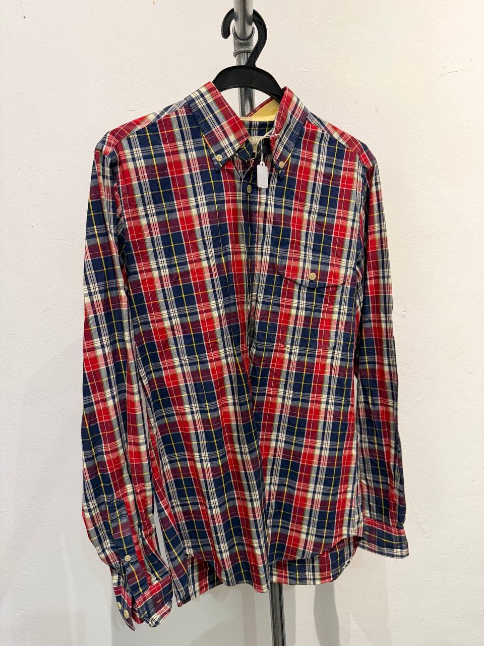 GANT Rugger plaid button up shirt red navy M