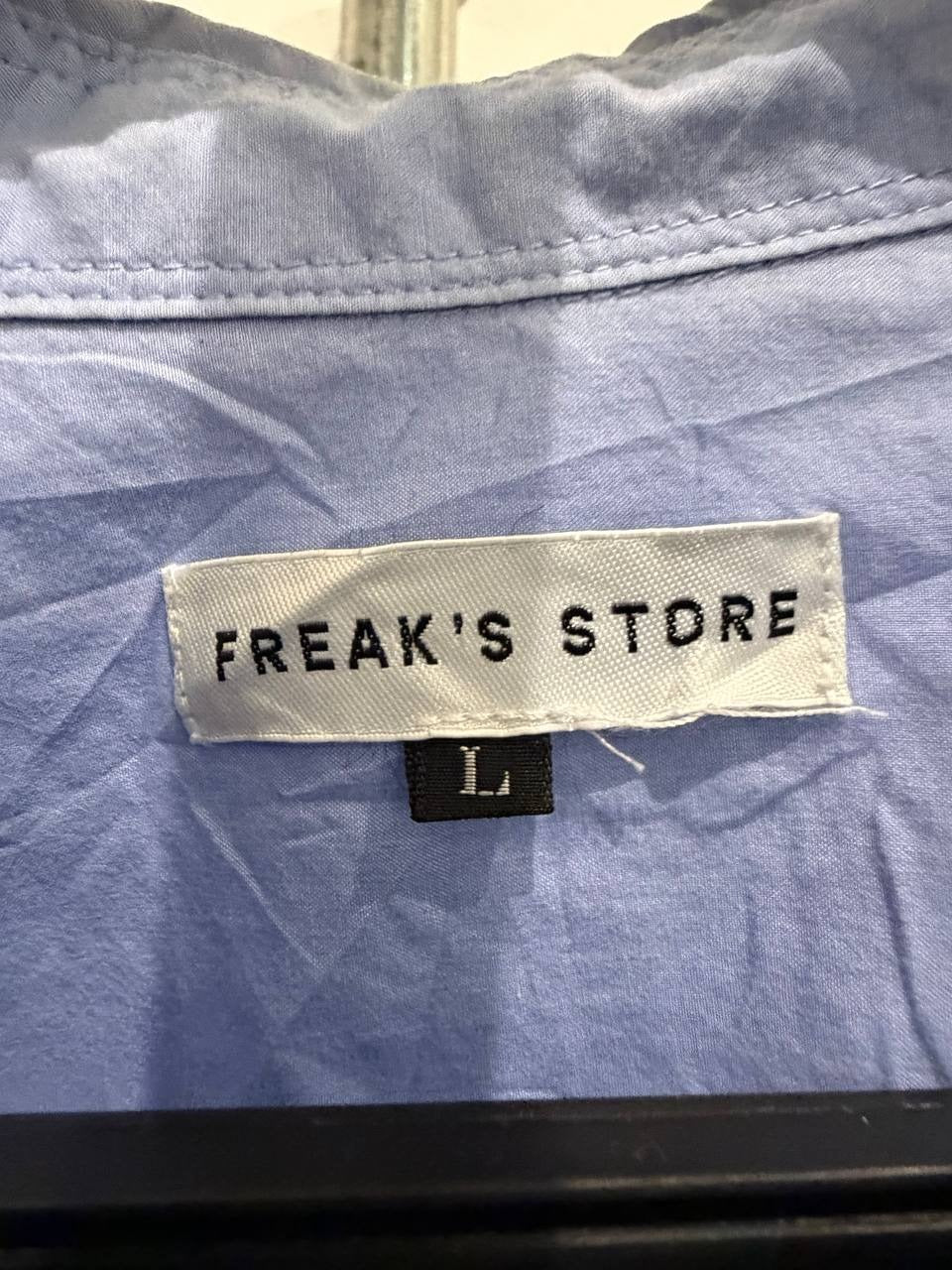 Freak's Store button up shirt light blue L
