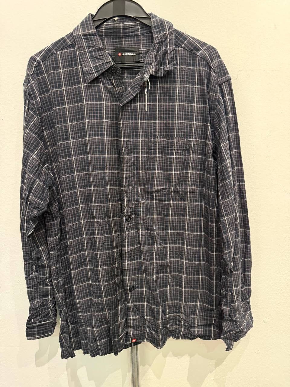 AIRWALK button up shirt navy plaid XL