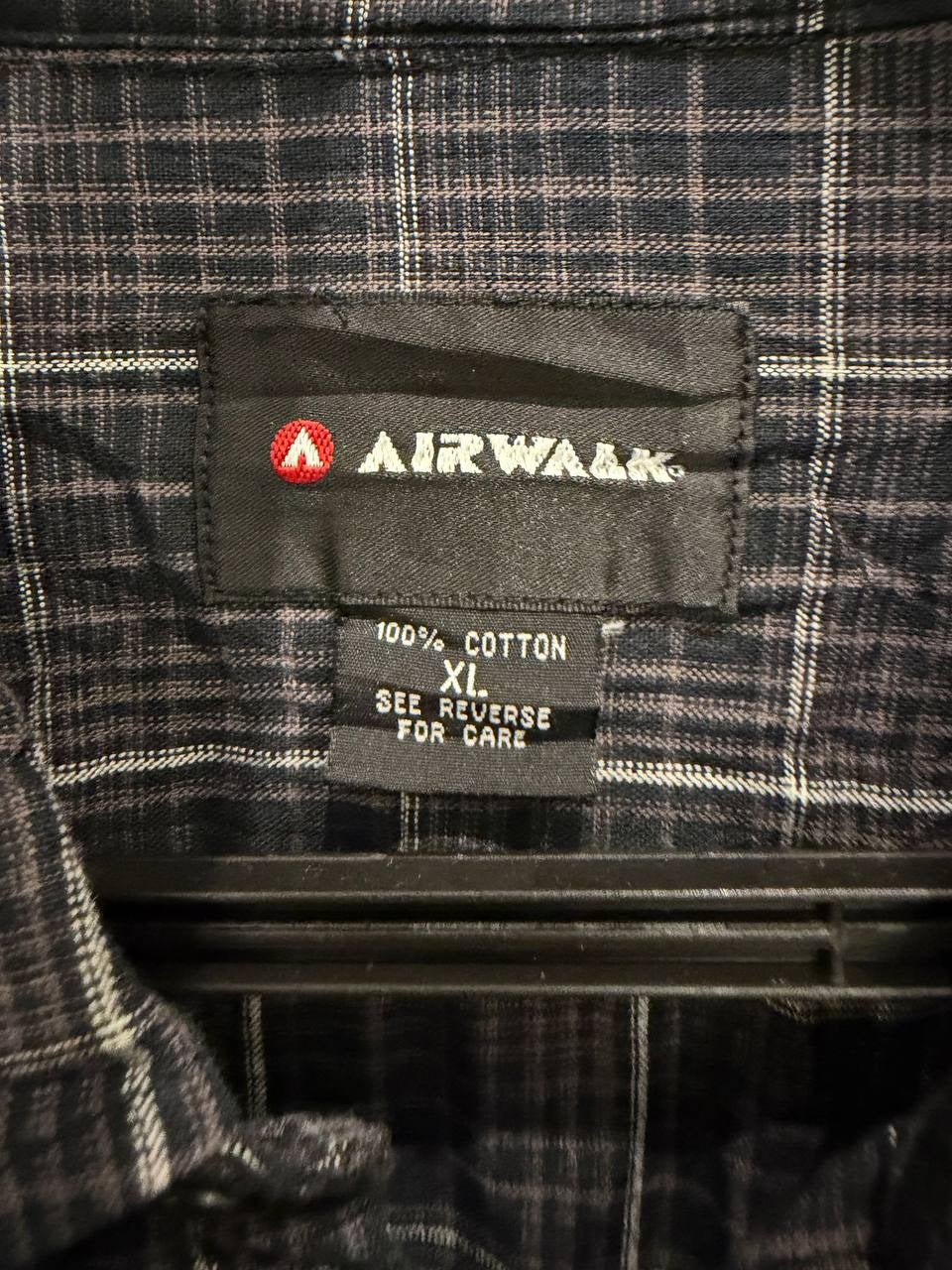 AIRWALK button up shirt navy plaid XL