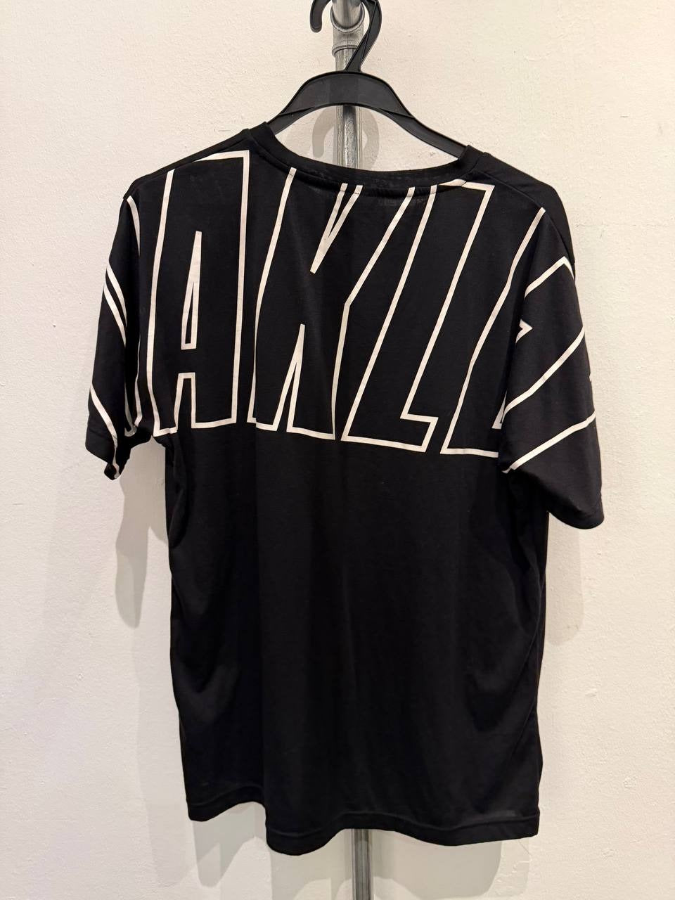 Oakley graphic t-shirt black M