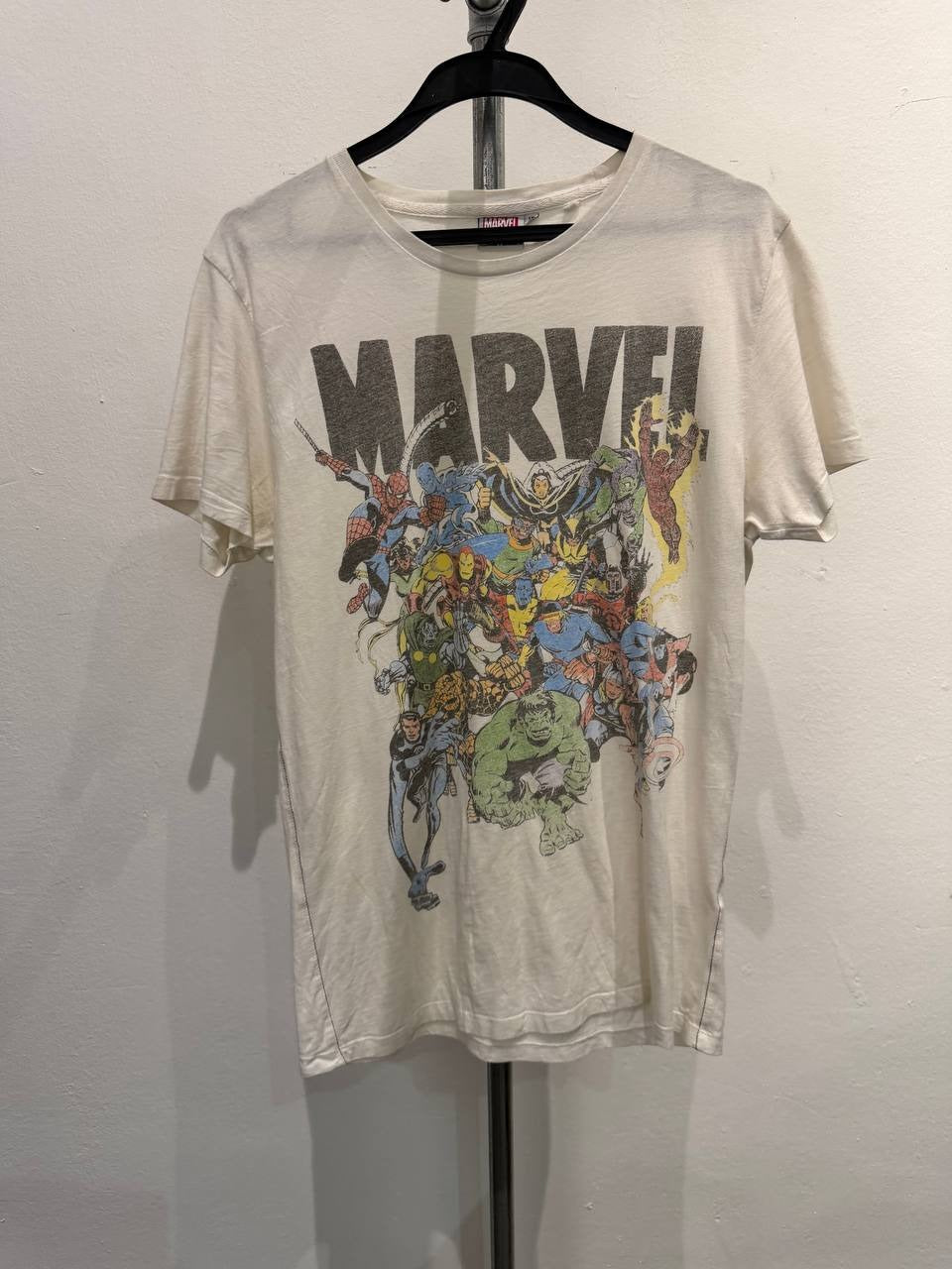 Marvel Graphic T-Shirt featuring superheroes cream M