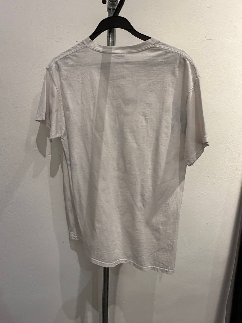 Hanes graphic t-shirt wherever there is sin white M