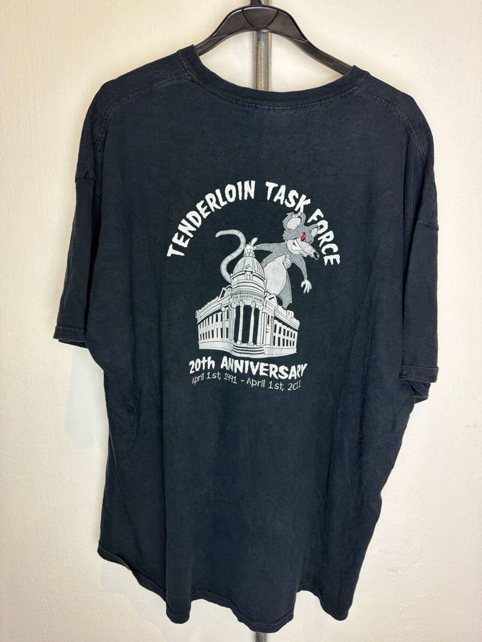 Gildan graphic t-shirt Tenderloin Task Force design charcoal 2XL