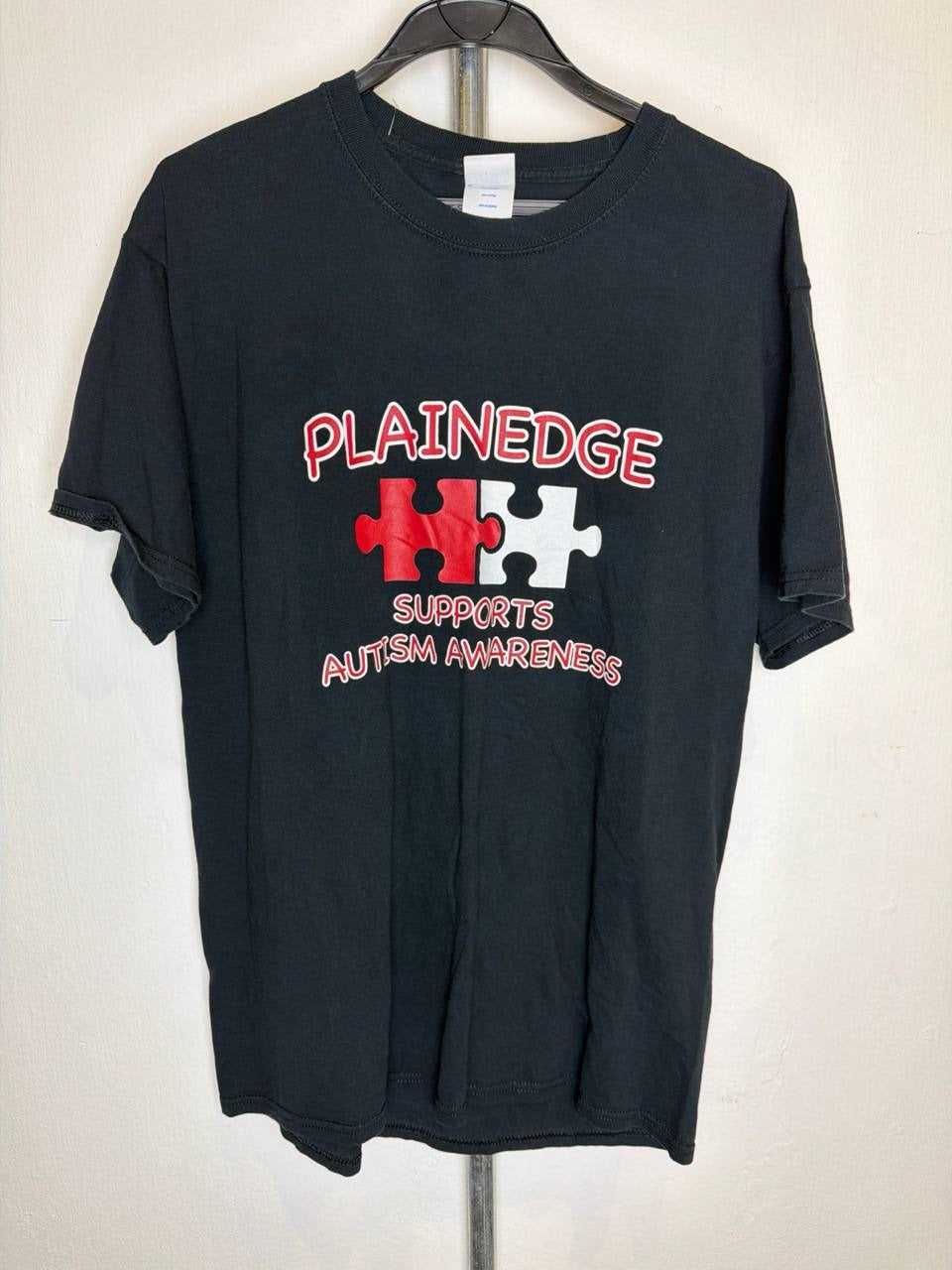 Port & Company graphic t-shirt autism awareness black L