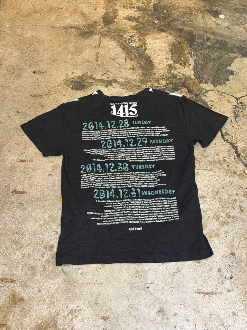 Countdown Japan graphic t-shirt rock design black M
