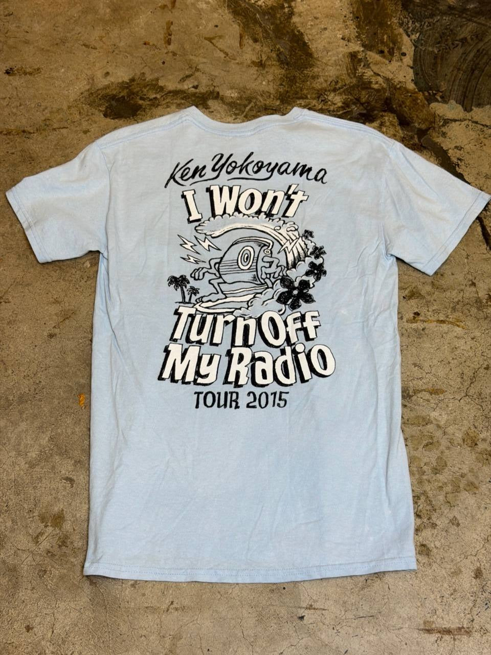 Gildan Graphic T-Shirt Ken Yokoyama I Won't Turn Off My Radio Light Blue S