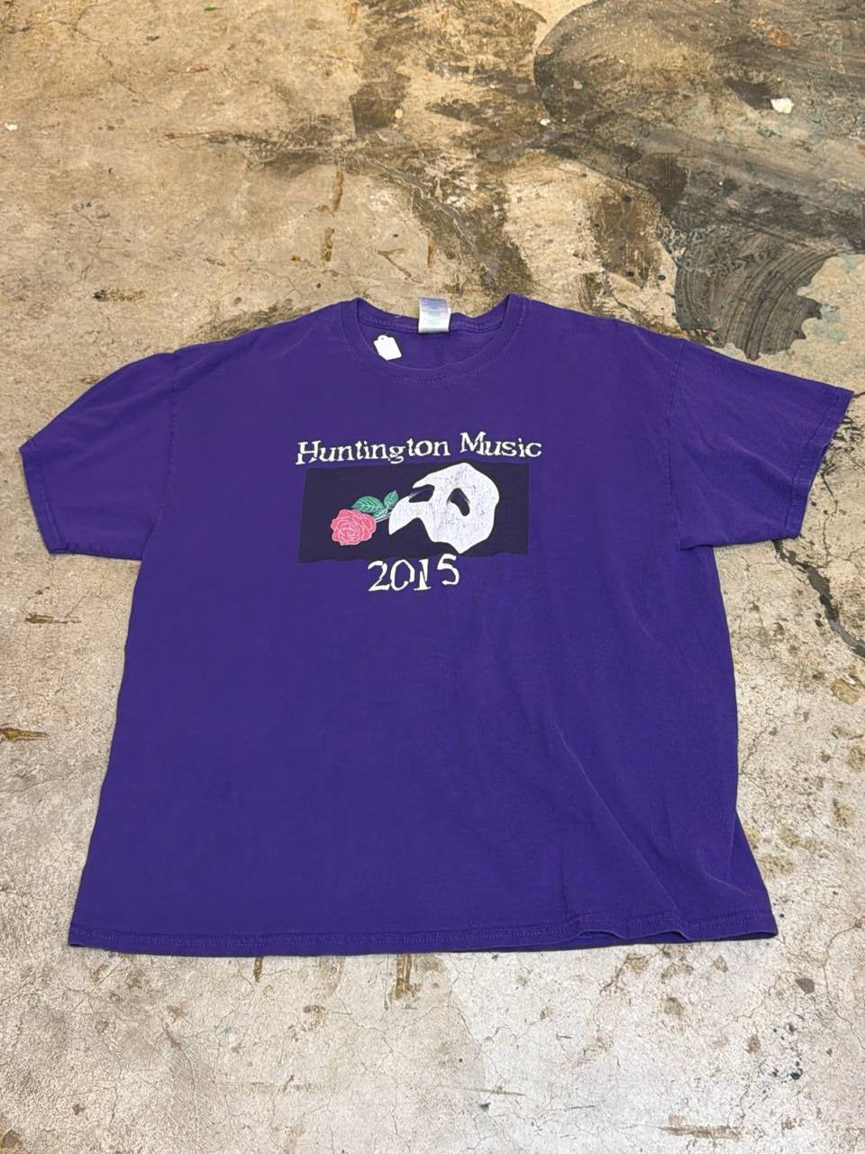 Gildan graphic t-shirt Huntington Music design purple XL