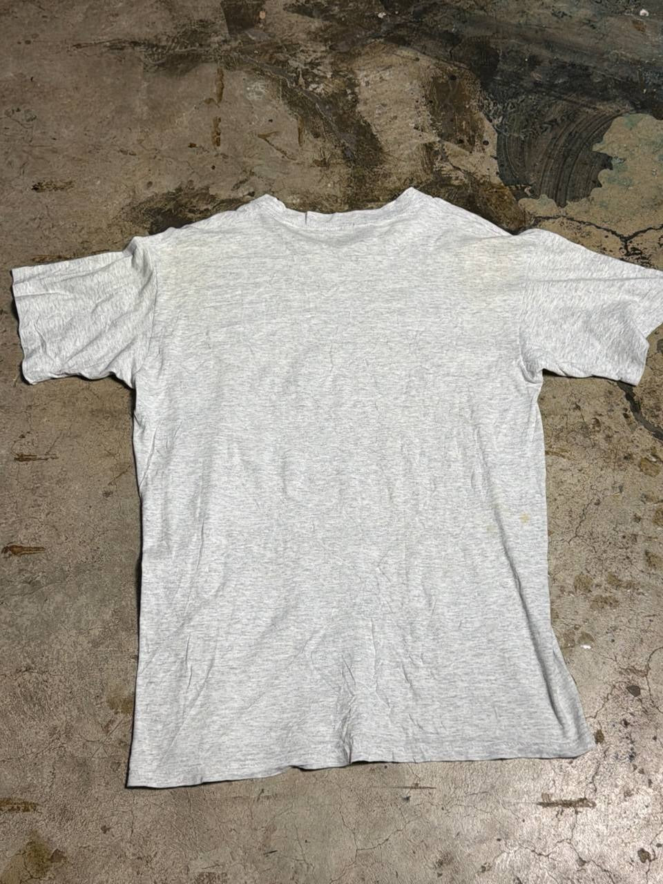 Yonex graphic t-shirt one hundred and ten percent grey large