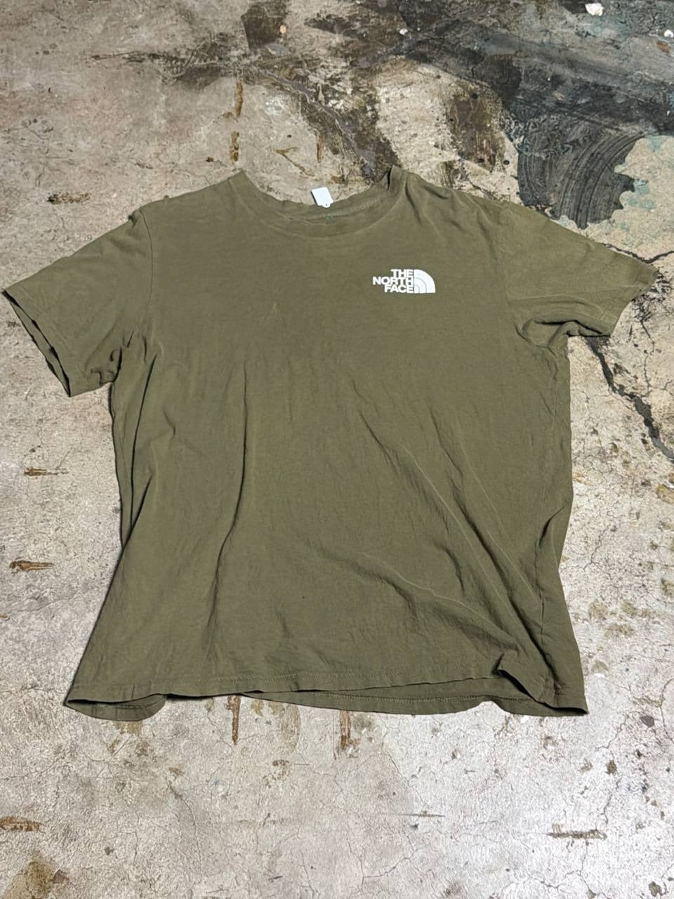 The North Face graphic t-shirt olive XL