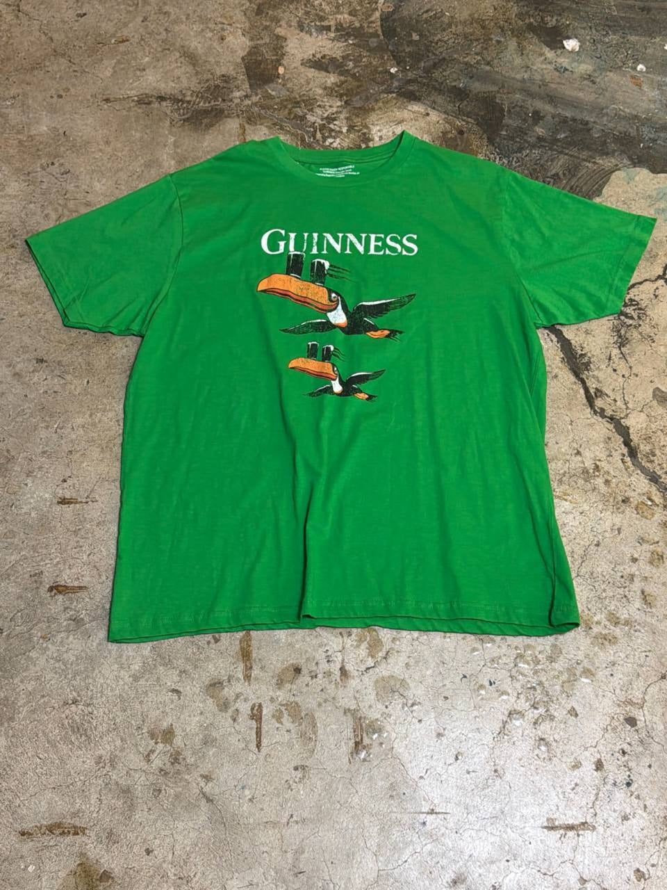 Guinness Graphic T-Shirt toucan design green 2XL