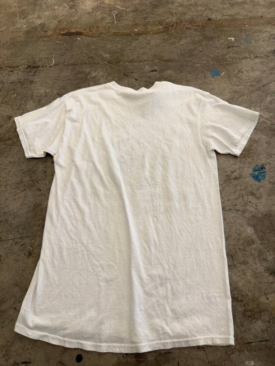 South Dakota graphic t-shirt hunting theme white