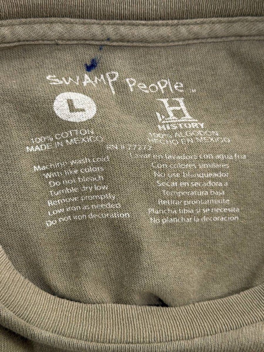 Swamp People Graphic T-Shirt Swamp King Olive Green Size L