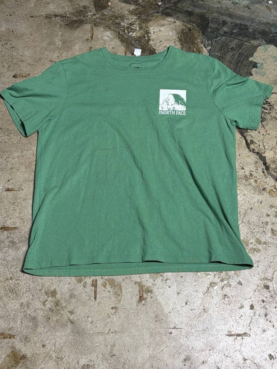 The North Face Graphic T-Shirt Green XL front view
