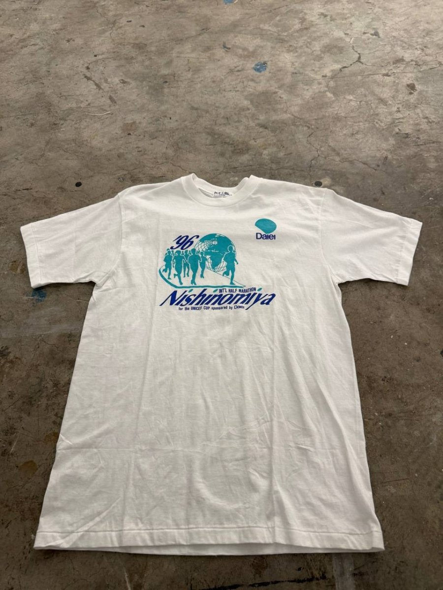 Top Fair Graphic T-Shirt Nishinomiya Marathon White L